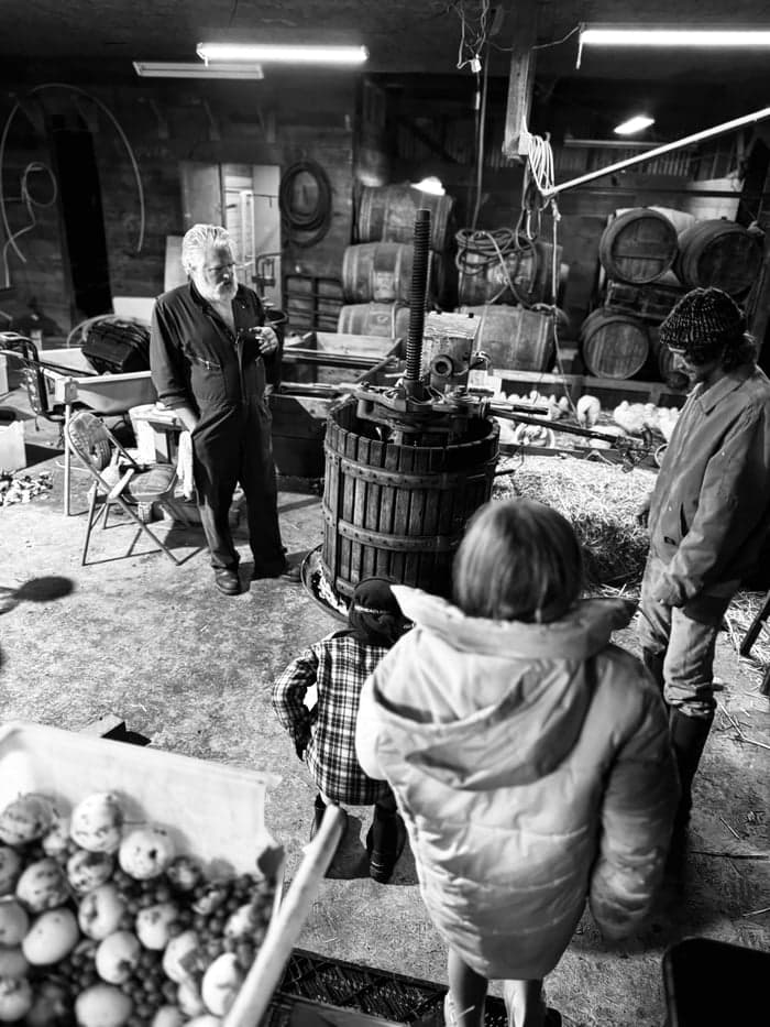 Paraphernalia image 5